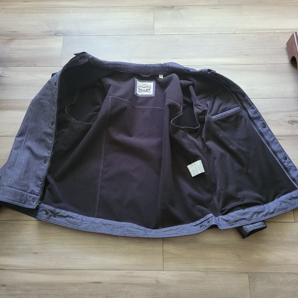 Levi's Men's Blue Performance Jacket - image 4